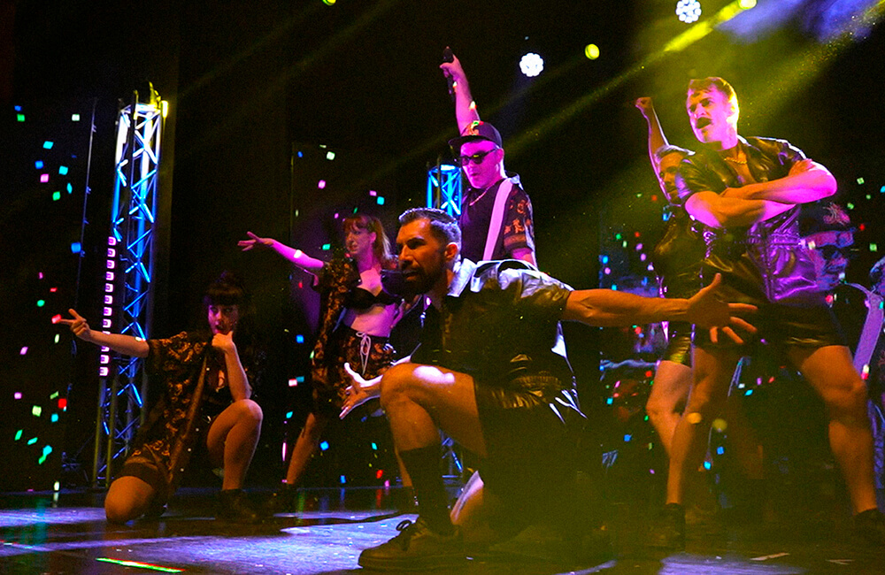 We love disco Yllana