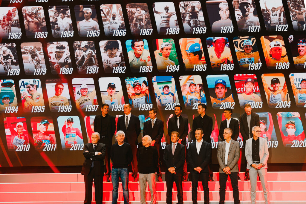 Gala-presentación-La-vuelta-2025-Yllana
